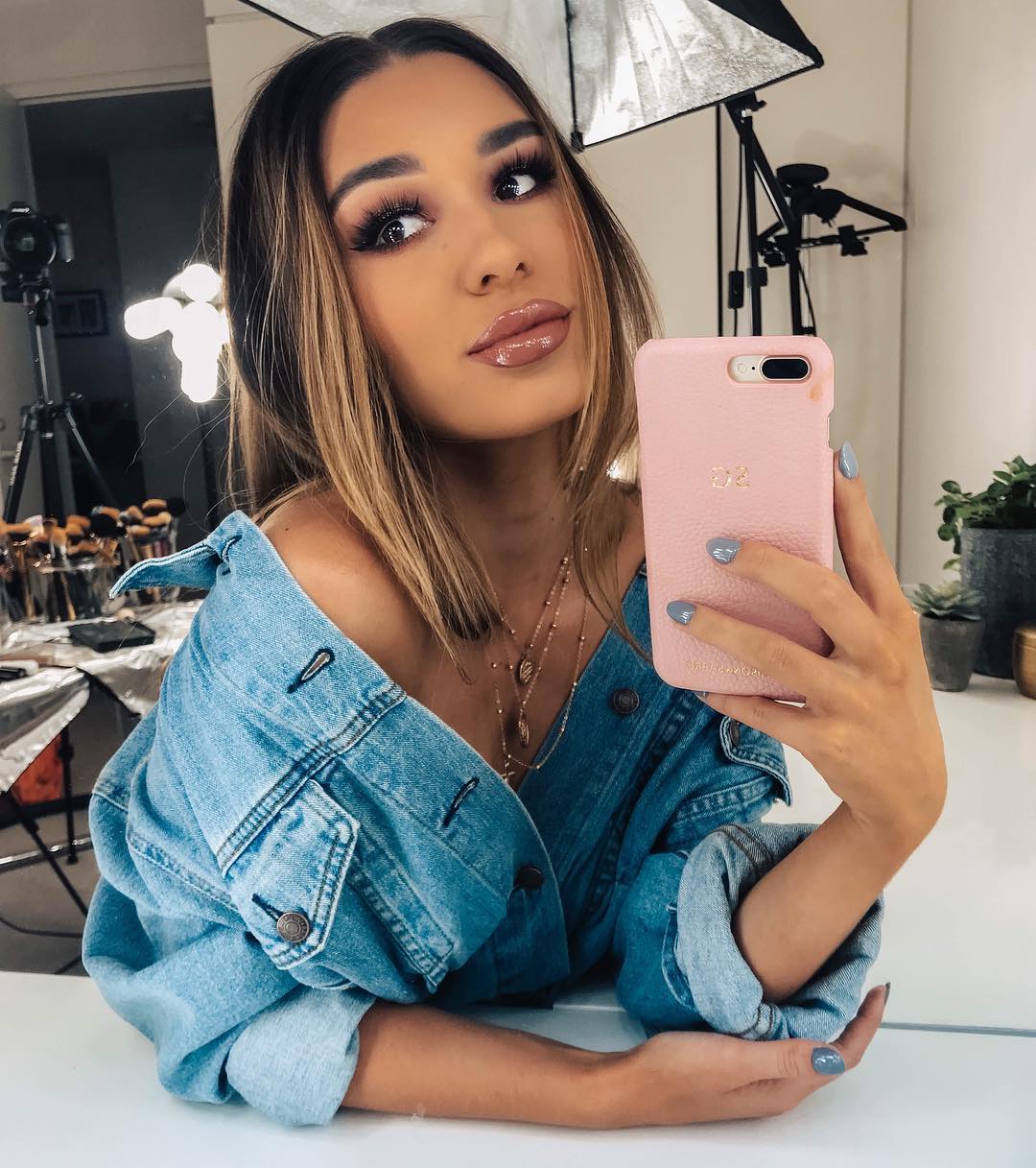 Shani Grimmond taking a selfie
