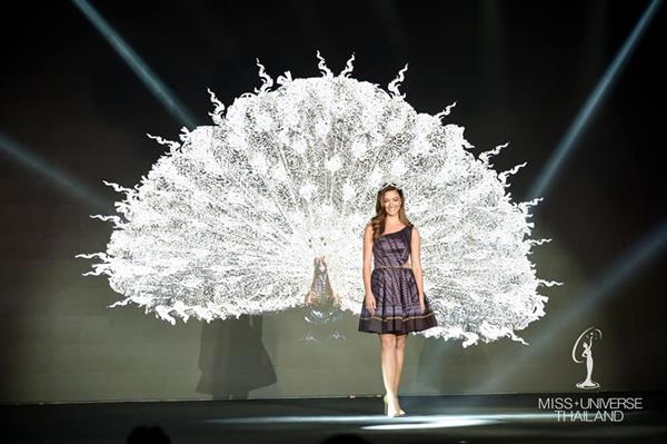 Demi-Leigh Nel-Peters