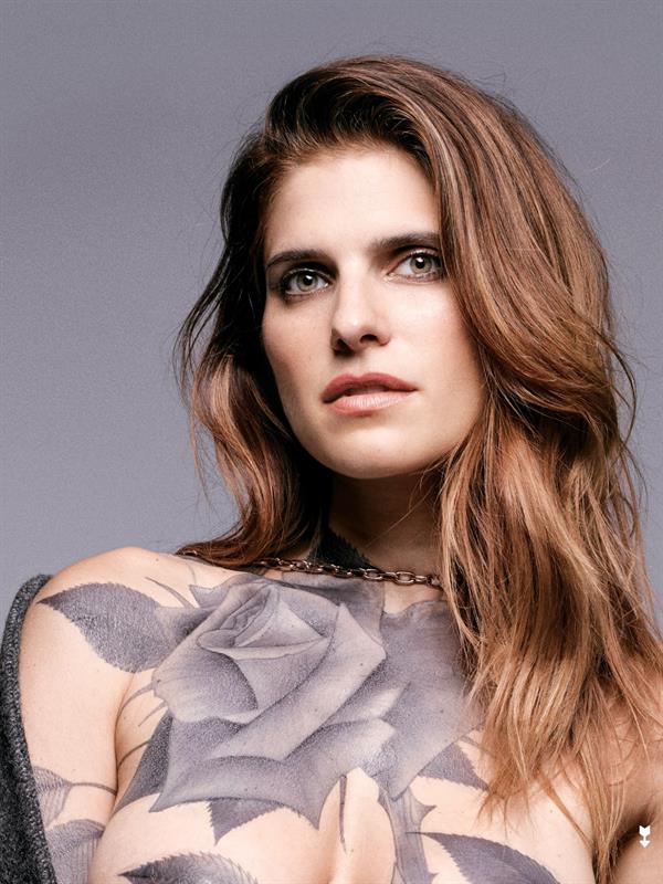 Lake Bell in body paint