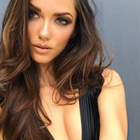 Anna-Christina Schwartz taking a selfie