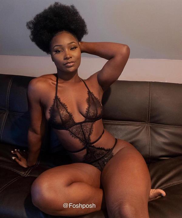 Nafeesah Tesani in lingerie