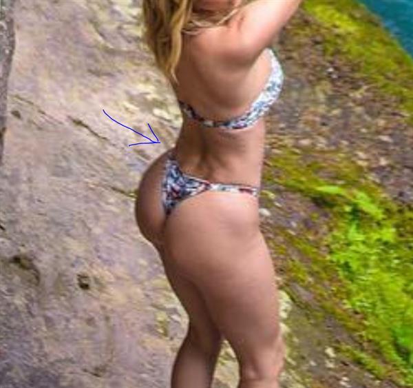 Sara Jean Underwood in a bikini - ass