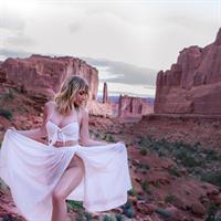 Sara Jean Underwood in lingerie