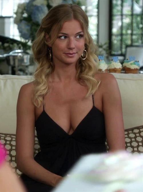 Emily VanCamp