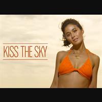 Emmanuelle Chriqui taking a selfie