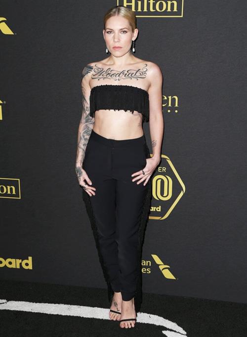 Skylar Grey