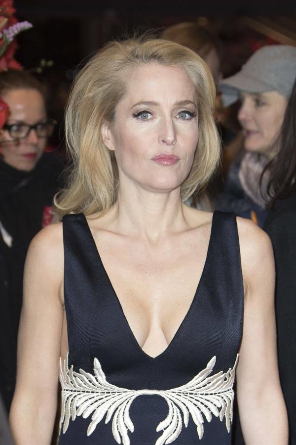 Gillian Anderson