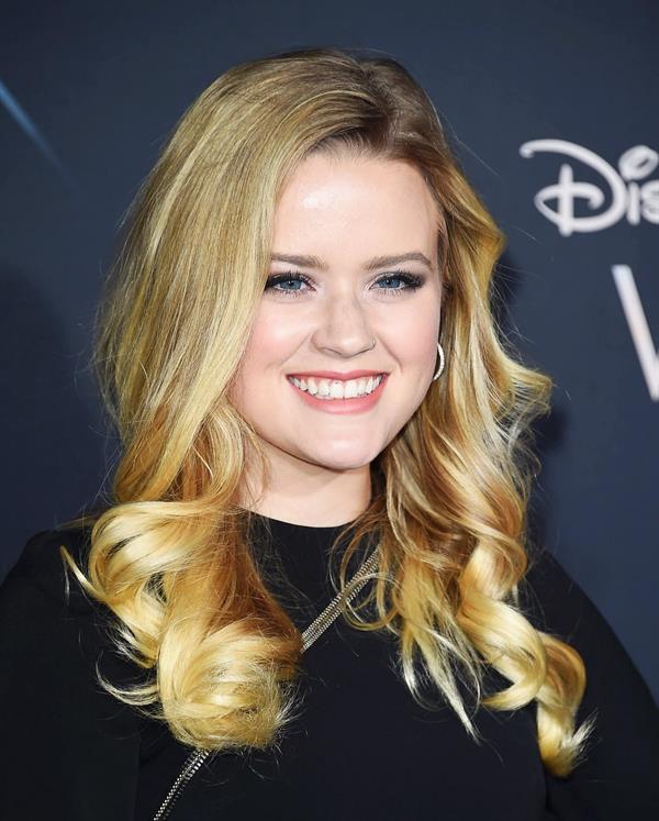 Ava Phillippe