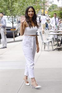 Olivia Munn braless tits wearing all white seen by paparazzi.


