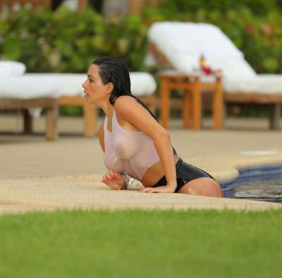 Kim Kardashian porn collection of nude, naked, topless, and sexy photos showing her pussy, ass, and boobs.




