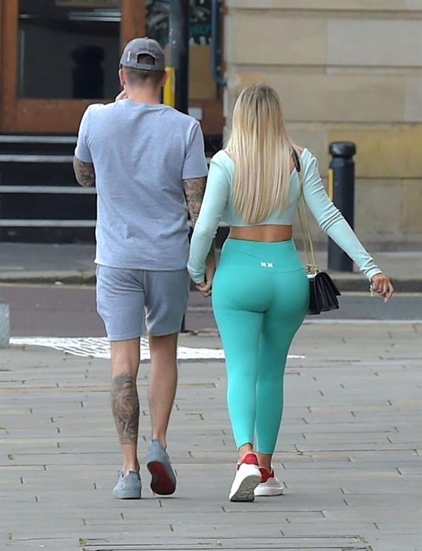 Chloe Ferry braless tits pokies in a tight blue outfit showing off her ass and boobs seen by paparazzi.




