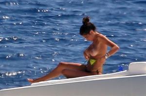 Francesca Sofia Novello caught topless by paparazzi tanning with her nude boobs exposed.
