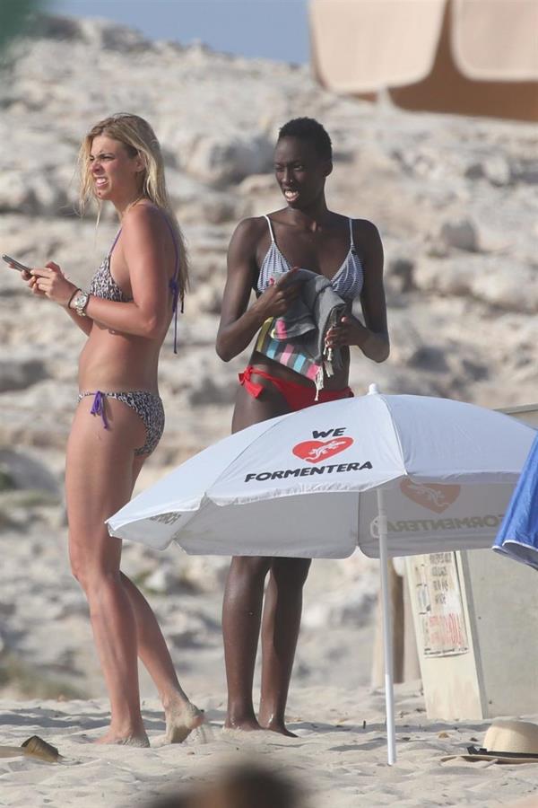 Paola Egonu caught topless at the beach with her nude boobs exposed seen by paparazzi with Francesca Piccinini and Jovana Stevanovic.



















