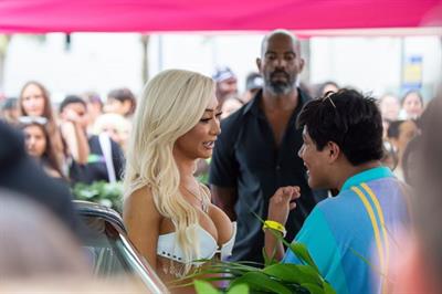 Nikita Dragun sexy ass and boobs on display for a meet and greet in Miami showing nice cleavage.






















