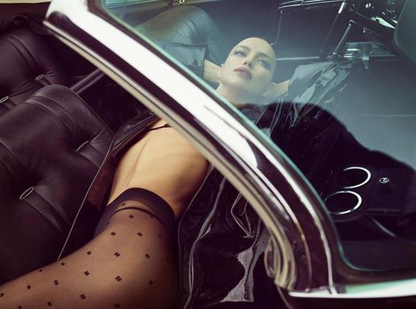 Irina Shayk sexy photo shoot in sexy black lingerie.


























