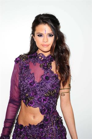 Selena Gomez Backstage at Dancing With the Stars in LA 4/16/13 