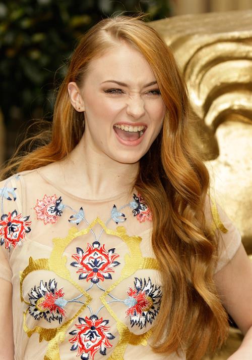 Sophie Turner (Actress)