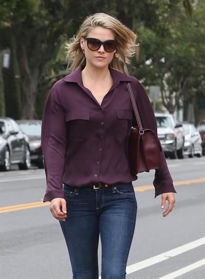Ali Larter Purple top and jeans