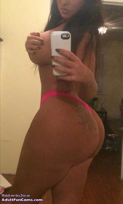 Anonymous in lingerie taking a selfie and - ass