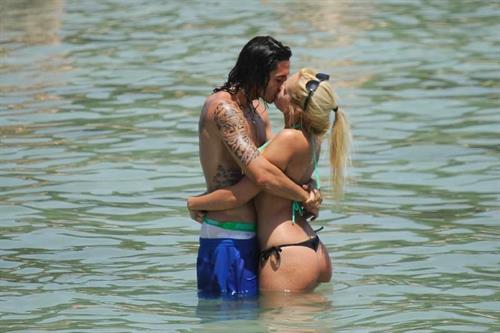 Mariana Diarco Bikini Pictures Mariana Diarco in a bikini