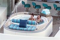 Camila Morrone in a sexy swimsuit in a hot tub on a yacht with Leonardo DiCaprio seen by paparazzi.










