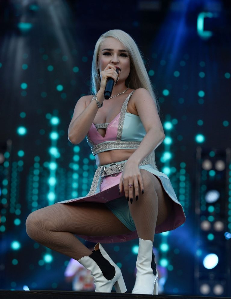 Kim Petras upskirt on stage singing and showing her panties. 