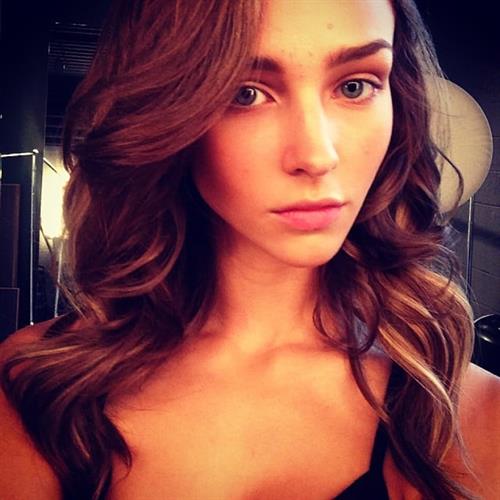 Rachel Cook taking a selfie