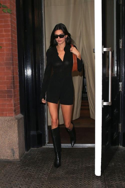 Kendall Jenner braless boobs in a see through top showing her tits seen by paparazzi.


























