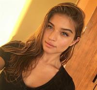 Daniela Lopez taking a selfie