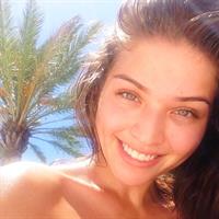 Daniela Lopez taking a selfie