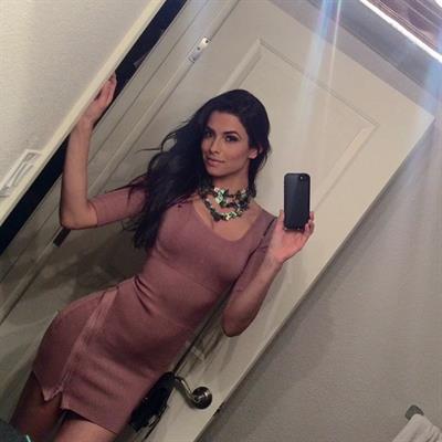 Gio Ott taking a selfie