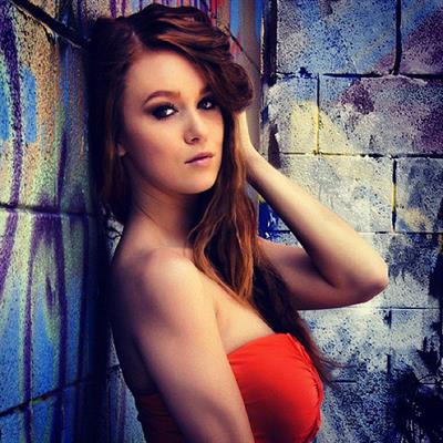 Leanna Decker