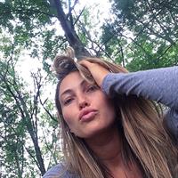 Simone Villas Boas taking a selfie