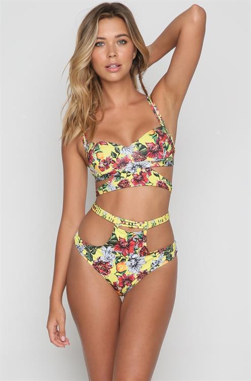 Sandra Kubicka in a bikini