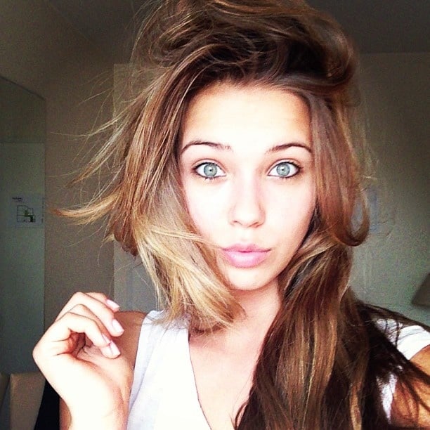 Sandra Kubicka taking a selfie