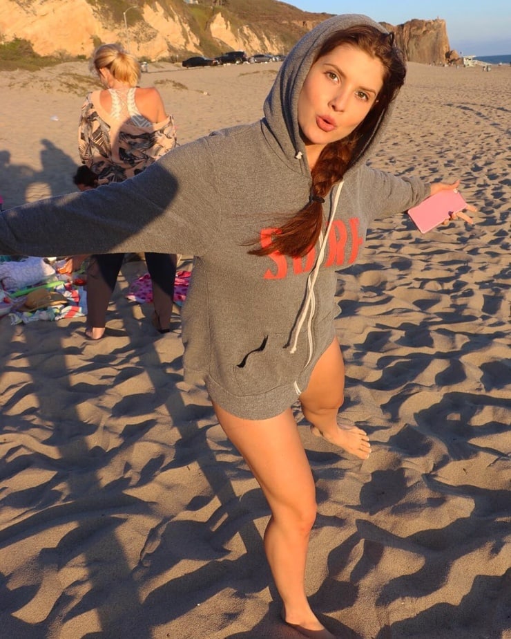 Amanda Cerny