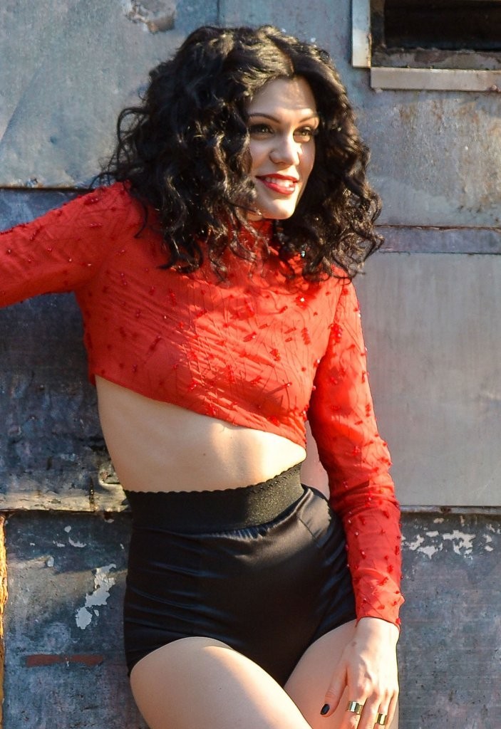 Jessie James Decker Pictures Jessie James Decker