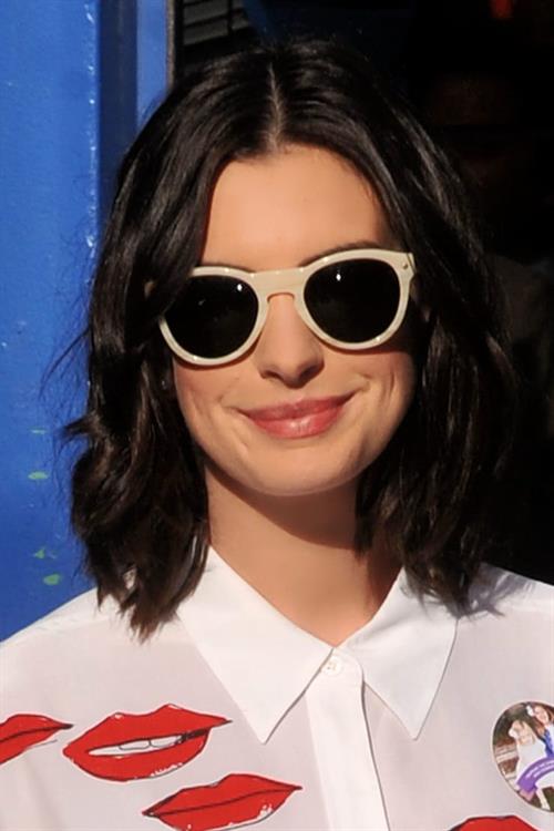 Anne Hathaway