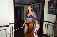 Amanda Righetti in lingerie