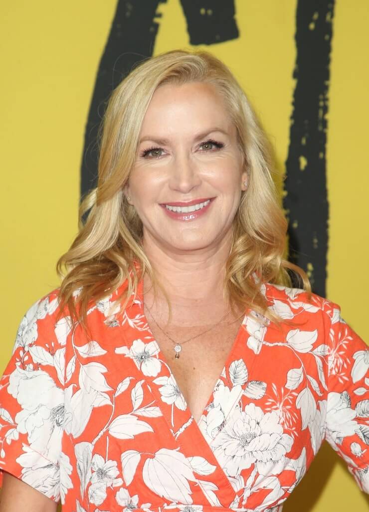 Angela Kinsey