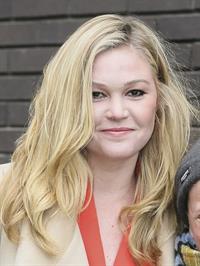 Julia Stiles