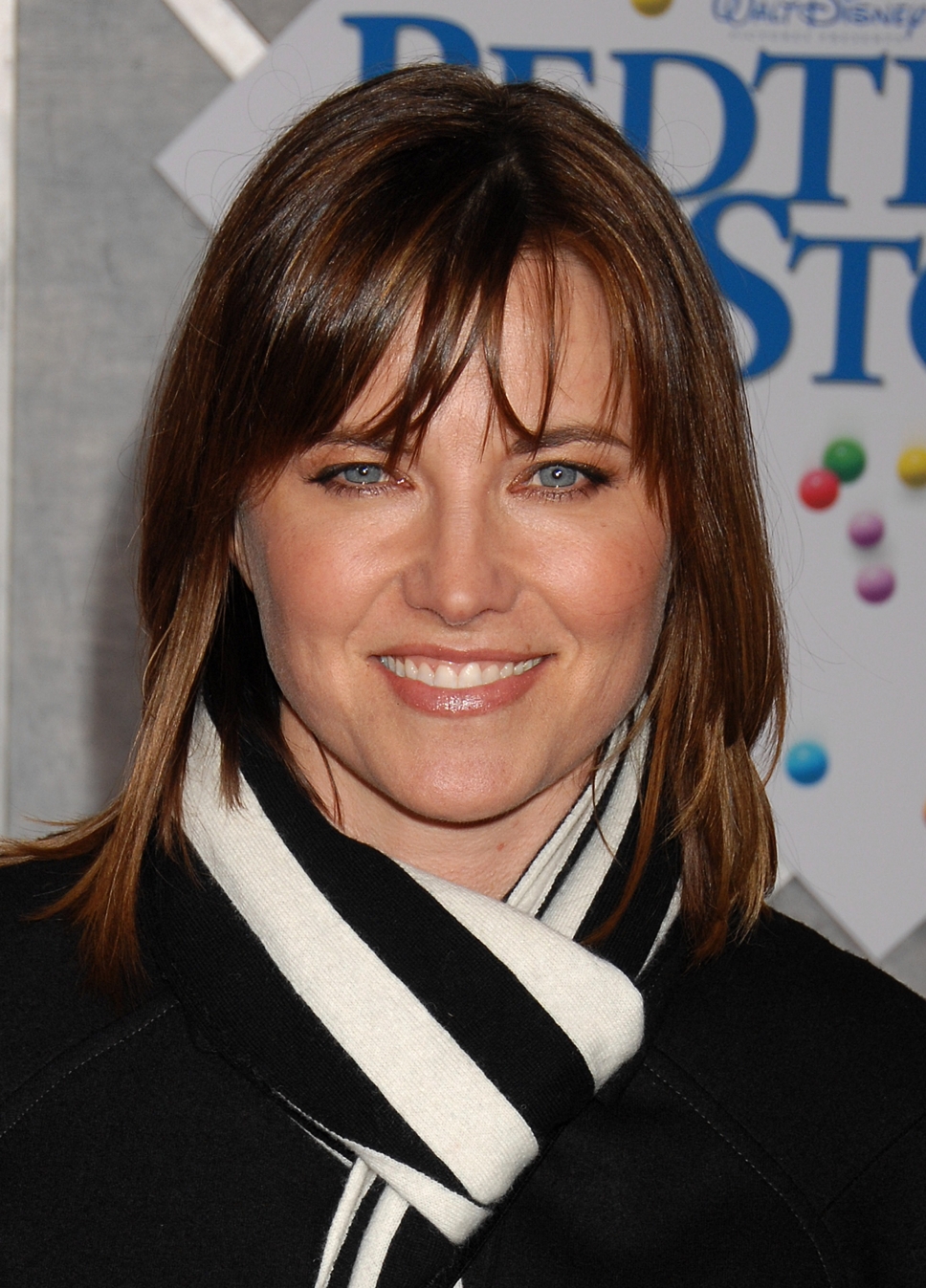 Lucy Lawless Pics