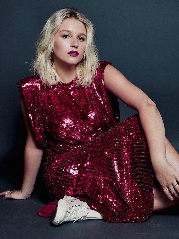 Julia Schlaepfer Pictures Julia Schlaepfer