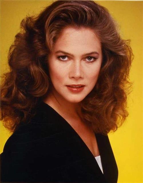 Kathleen Turner