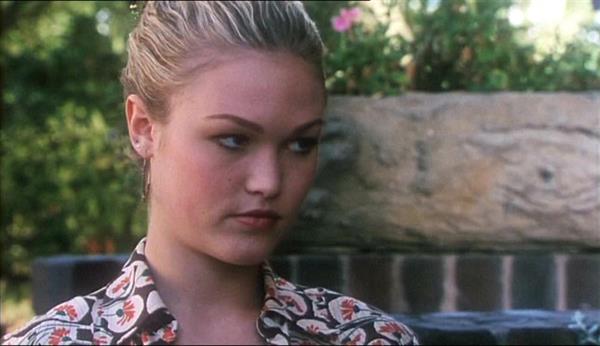 Julia Stiles