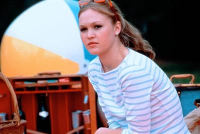 Julia Stiles