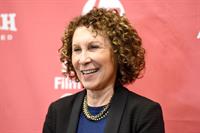 Rhea Perlman