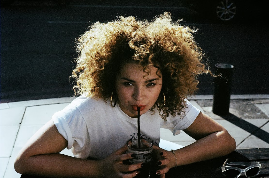 ella-eyre