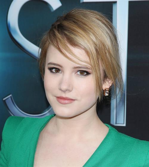 Taylor Spreitler  The Host  Premiere (March 19, 2013) 