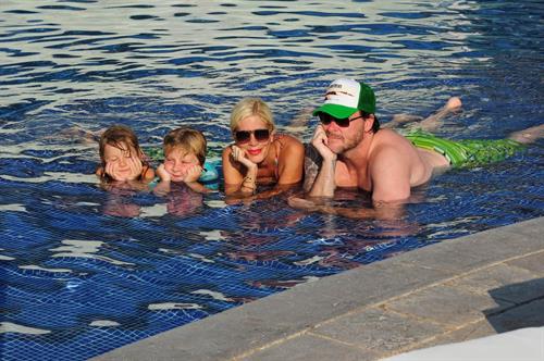 Tori Spelling Celebrates her birthday with family at the St Regis Punta Mita Resort in Mexico (May 20, 2013) 
